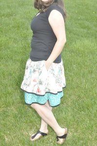 Dyyni Ladies Skirt Pattern by Pienkel, sewn and photo by Amy
